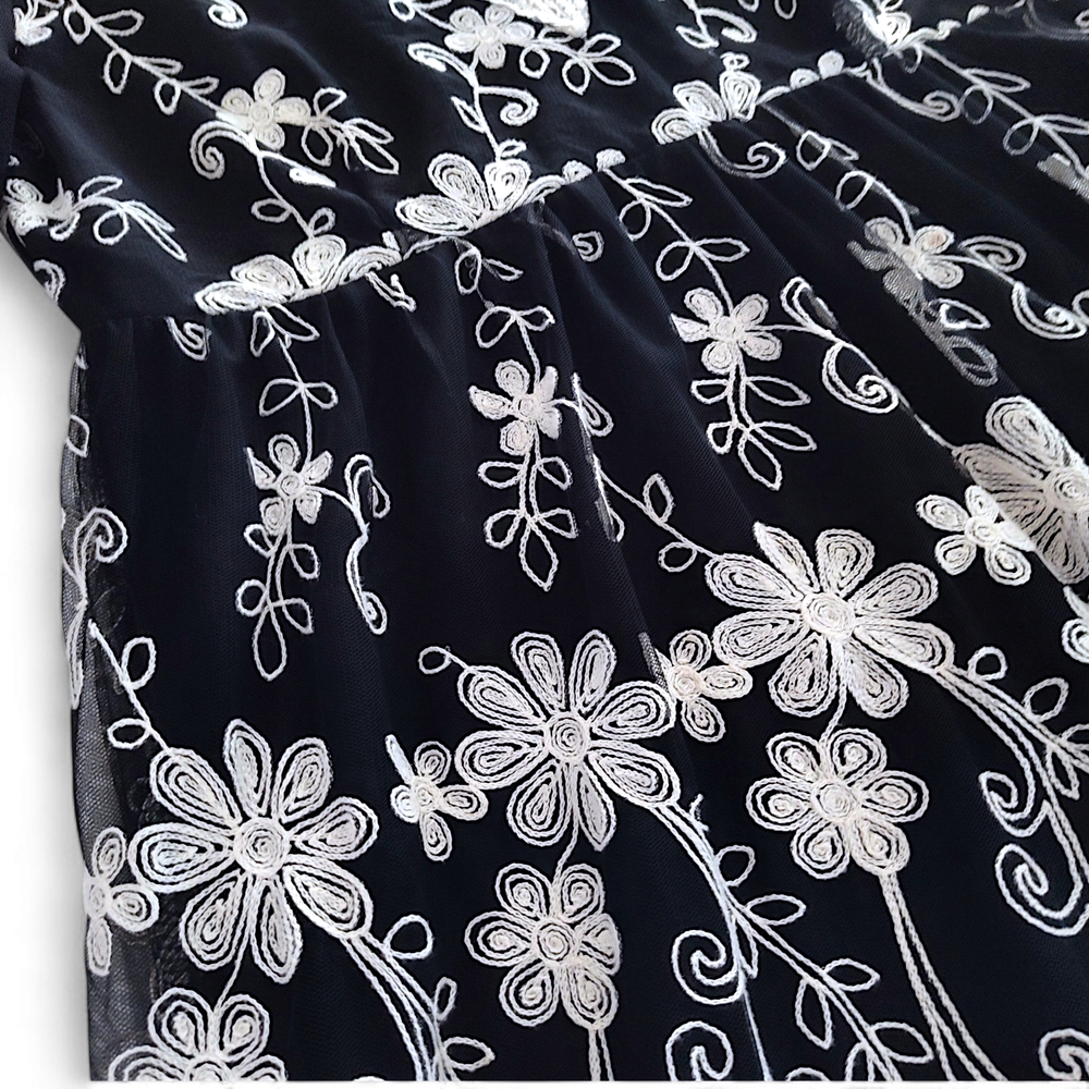 Young Essence Womens Embroidered Floral Ribbon Mini Dress Size Large - Picture 4 of 10
